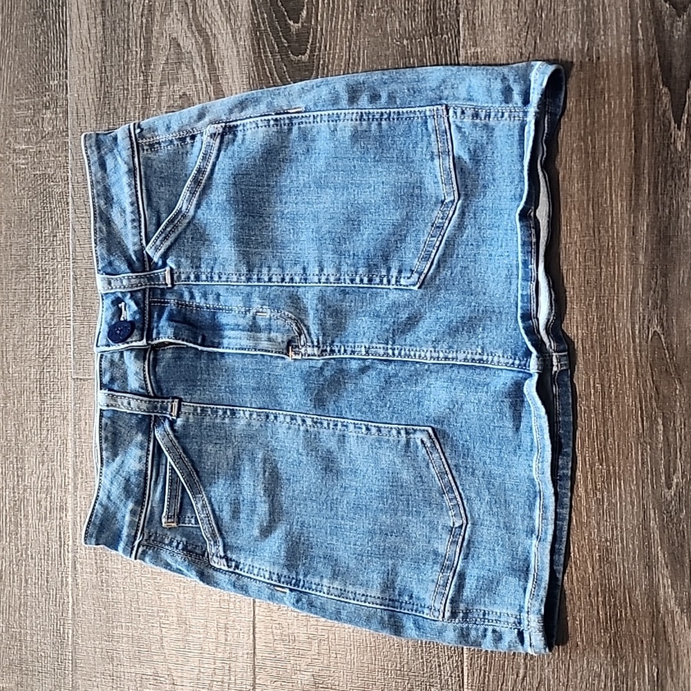 🌴 American Eagle Outfitters stretch denim Mini Skirt 🌴